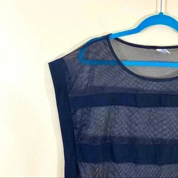 La Moda Black Sheer Mesh Striped Sleeveless Blouse - Picture 3 of 12